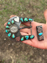 Load image into Gallery viewer, Custom belt buckle spot
